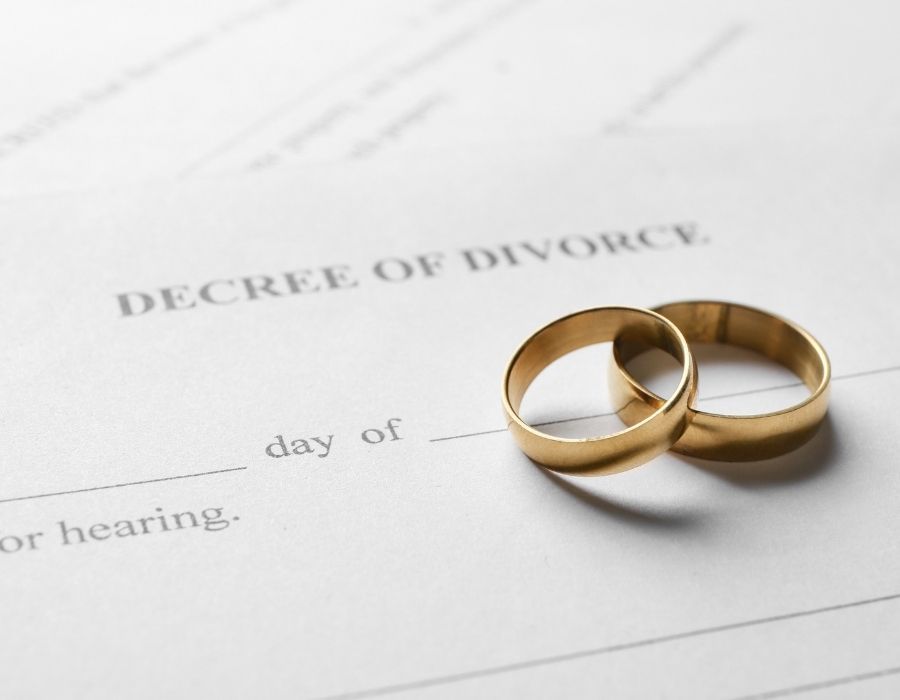 Difference Between A Divorce and An Anullment