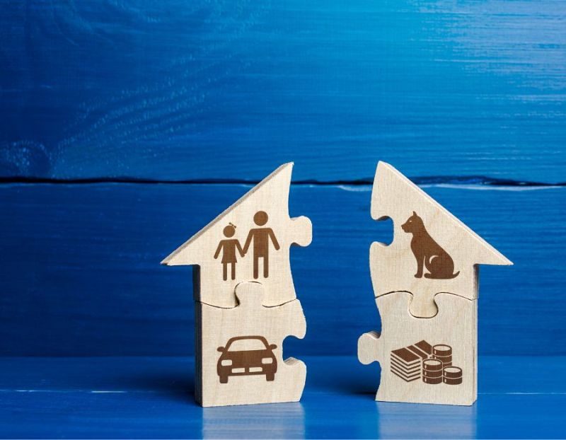 What is the average cost of divorce attorneys in Tomball, TX?